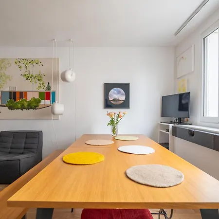 Veeve - Culture And Colour Apartment *